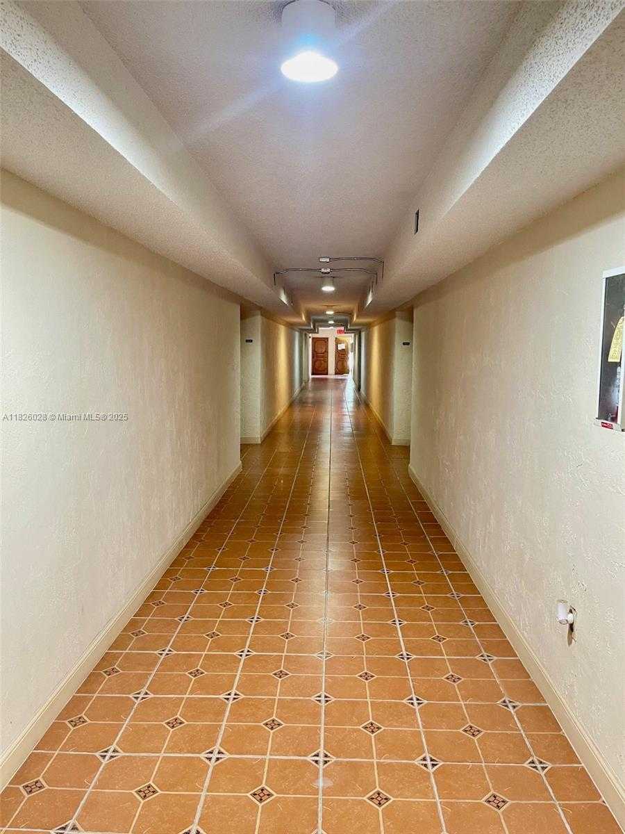 Imagen de Pequeño Objeto