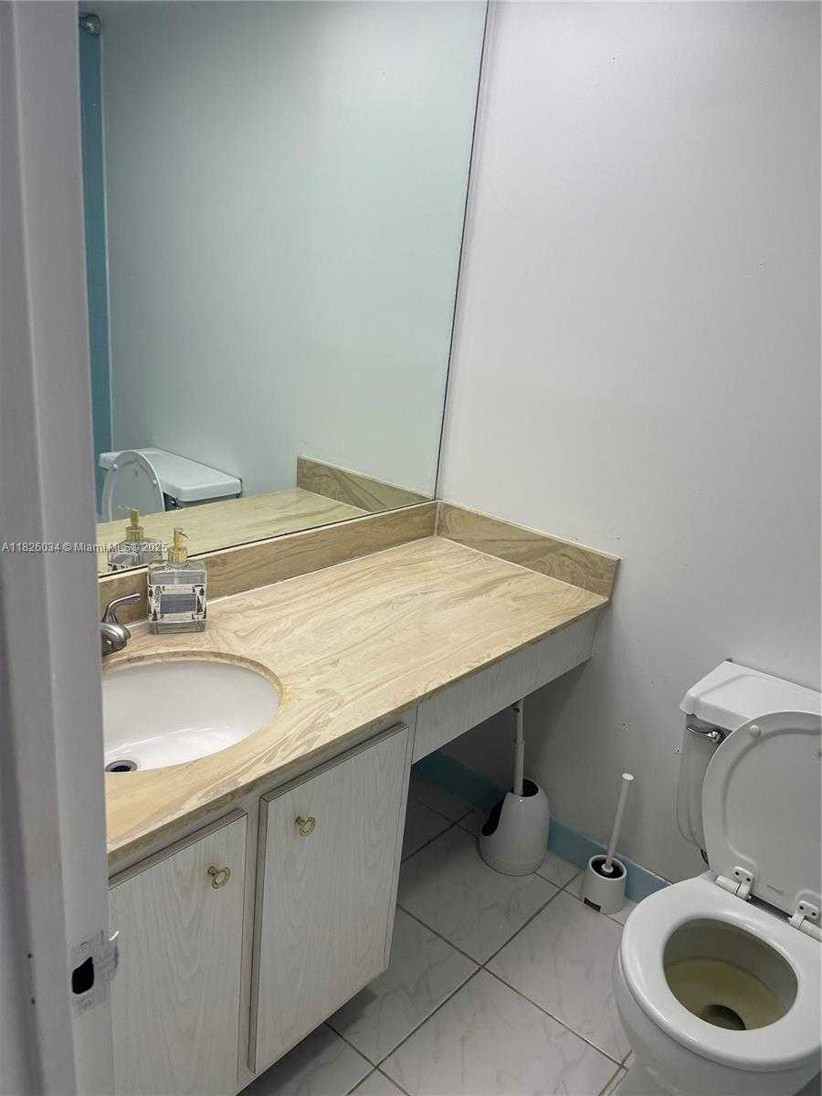 Small Image of 251 174TH ST #320, Sunny Isles Beach Number 19