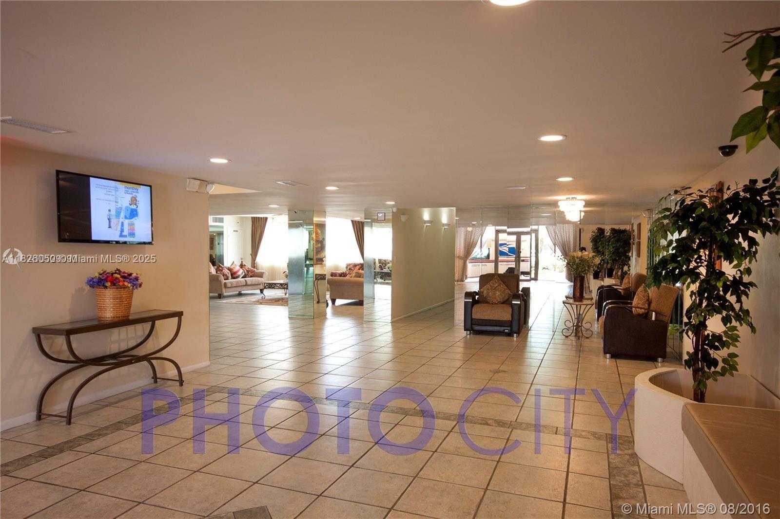 Small Image of 2821 NORTH MIAMI BEACH BLVD #2E, North Miami Beach Number 3