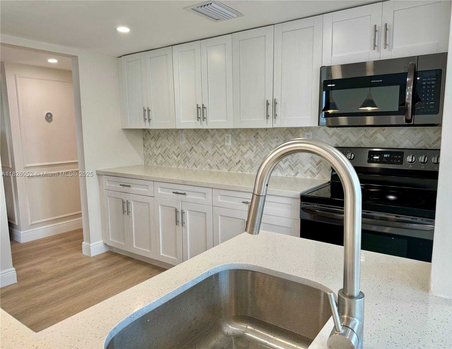 Small Image of 16546 NORTH EAST 26TH AVE #3G, North Miami Beach Number 13