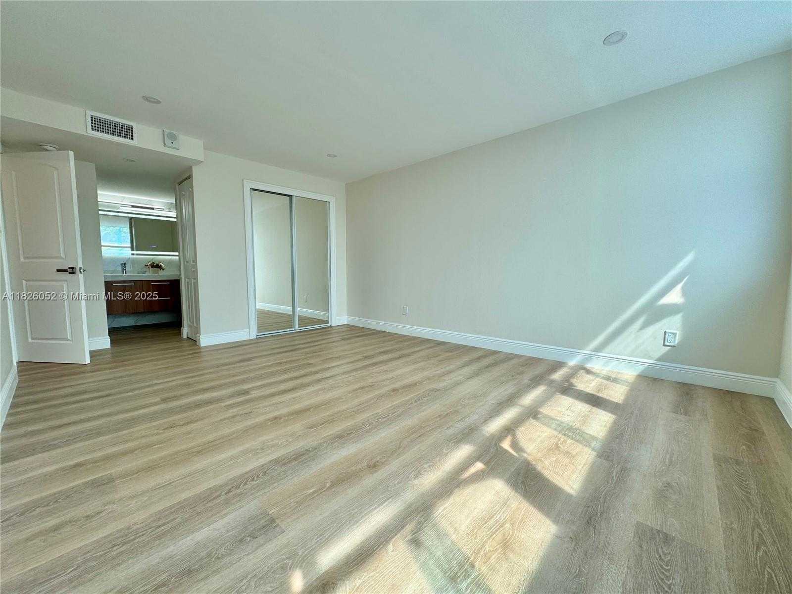 Small Image of 16546 NORTH EAST 26TH AVE #3G, North Miami Beach Number 31