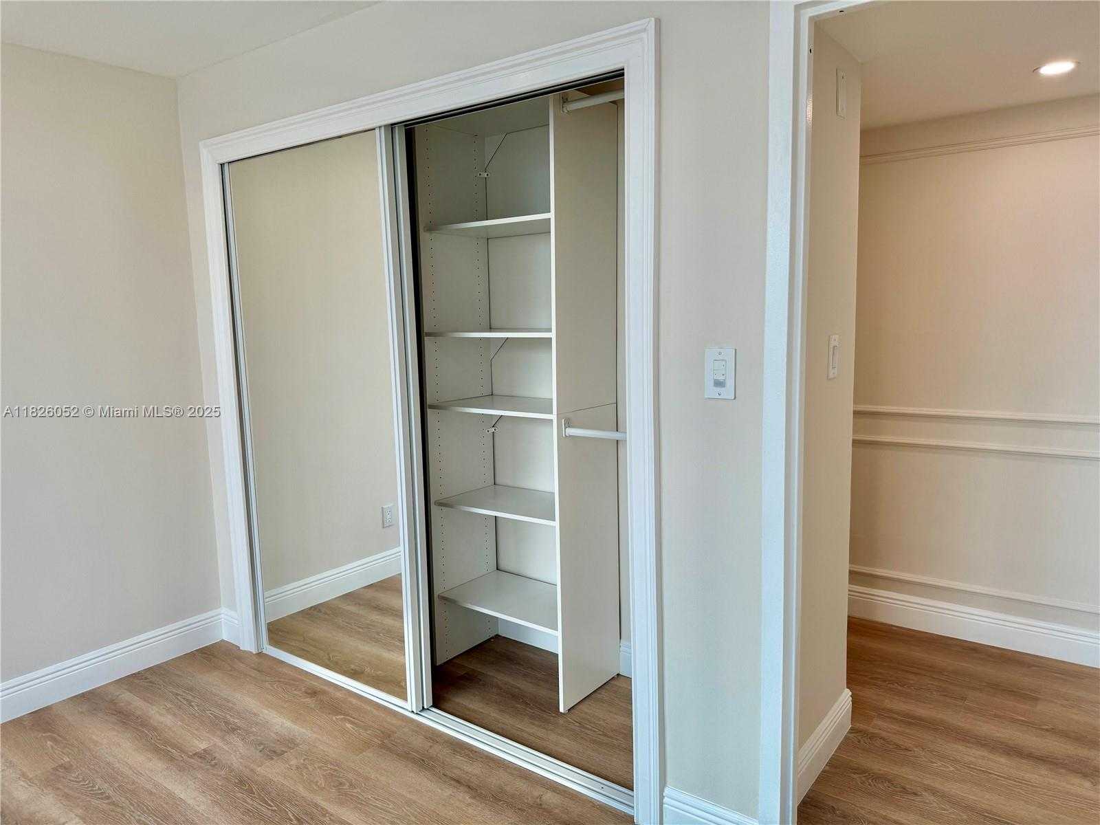Small Image of 16546 NORTH EAST 26TH AVE #3G, North Miami Beach Number 35