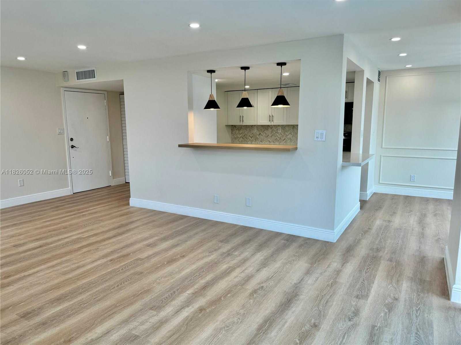 Small Image of 16546 NORTH EAST 26TH AVE #3G, North Miami Beach Number 9
