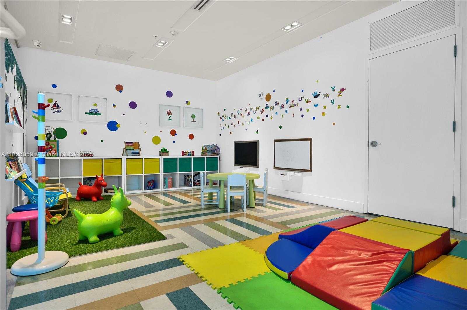 Small Image of 1600 SOUTH WEST 1ST AVE #803, Miami Number 20