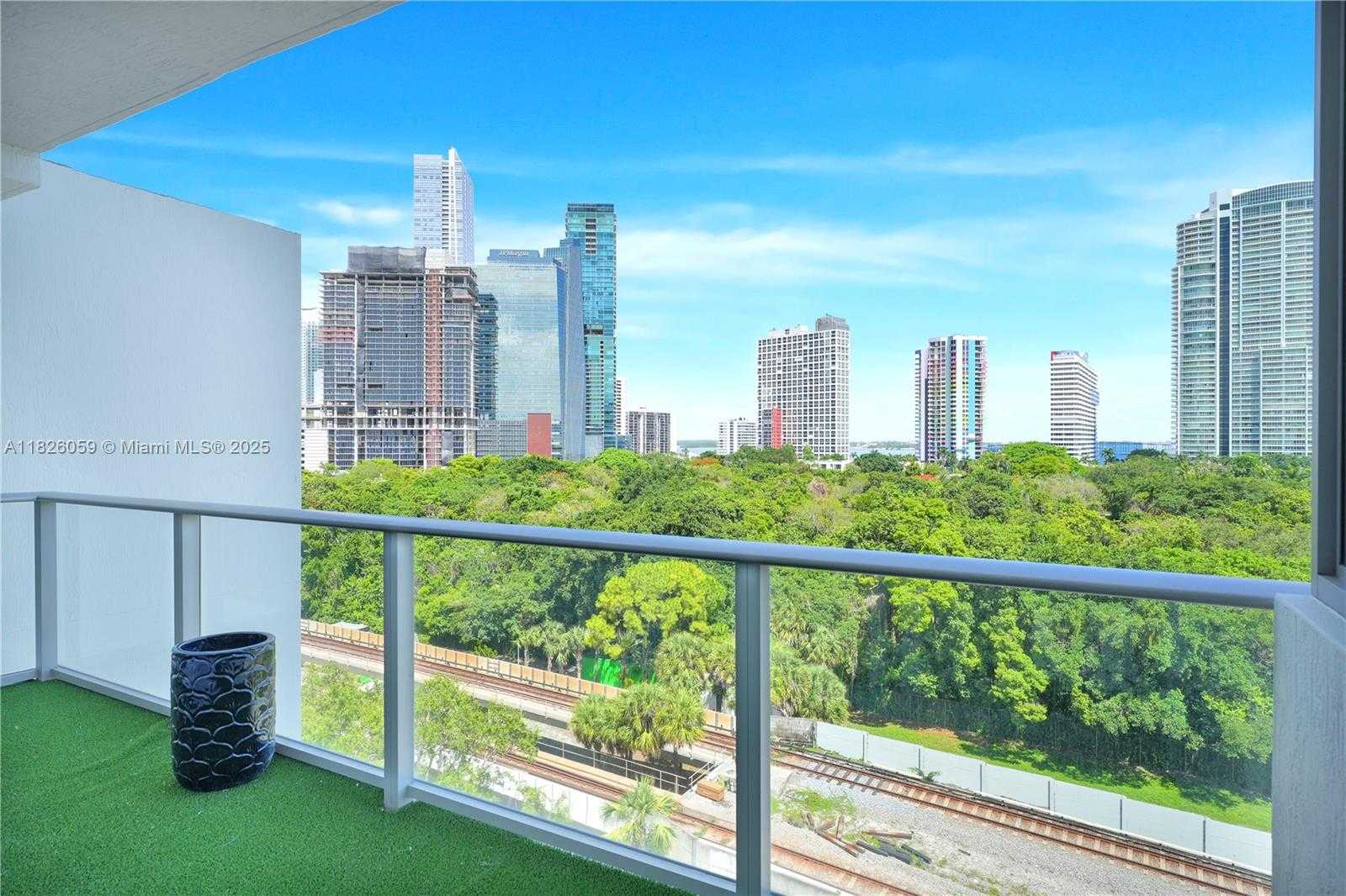 Small Image of 1600 SOUTH WEST 1ST AVE #803, Miami Number 5