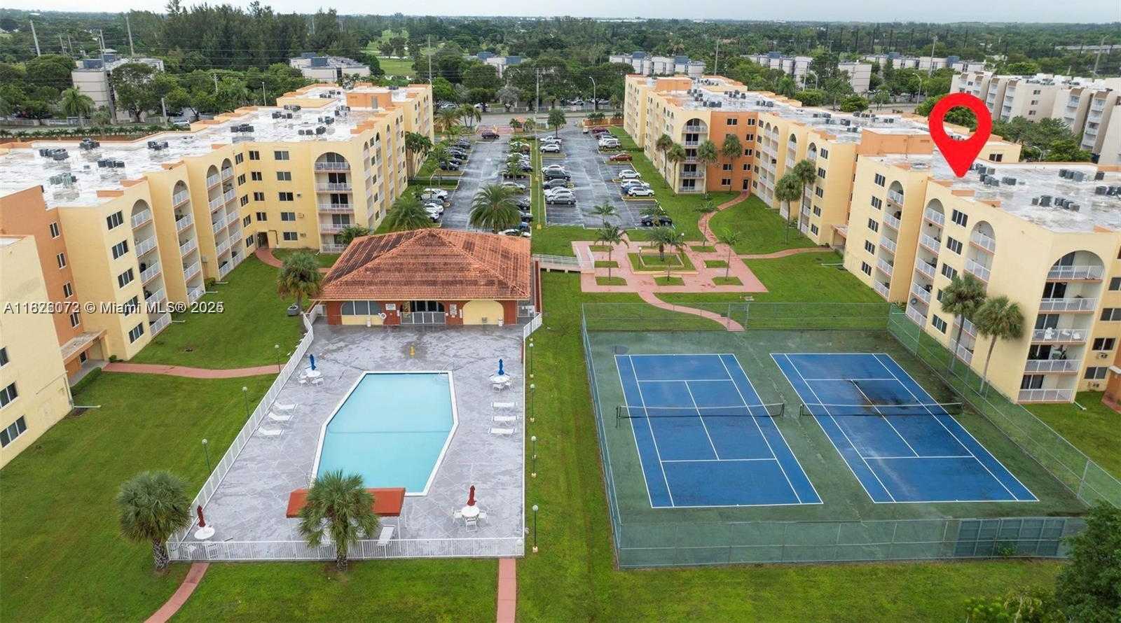Small Image of Hialeah Number 16