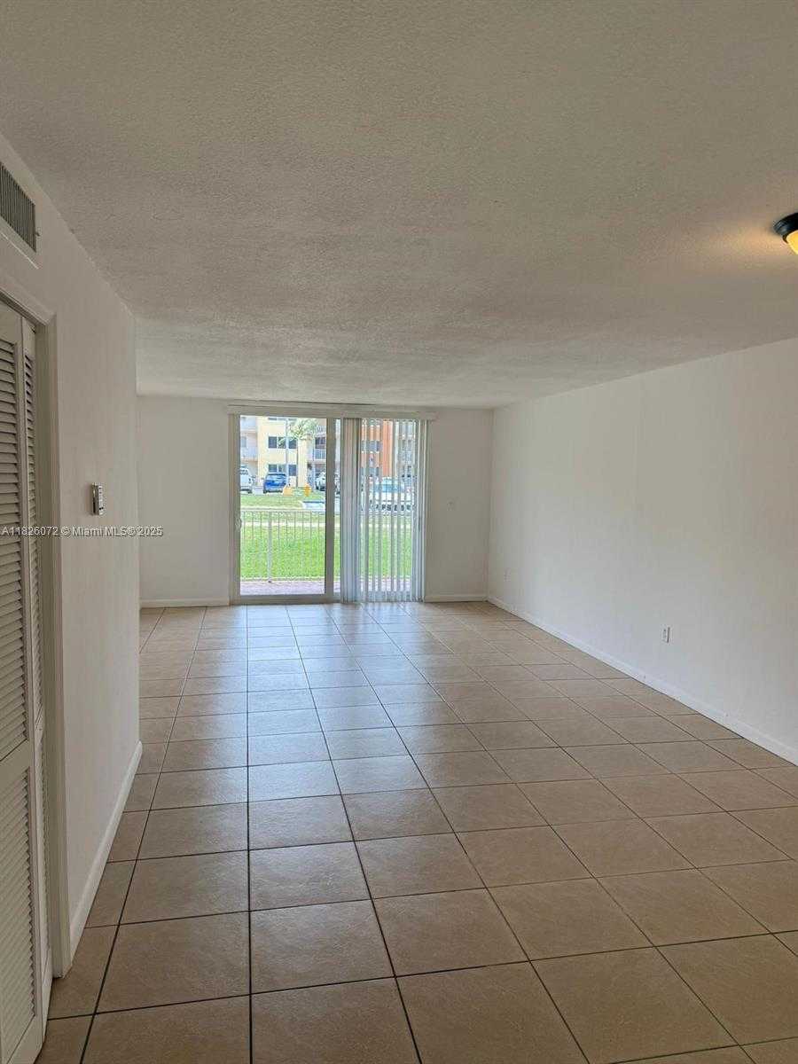 Small Image of Hialeah Number 7