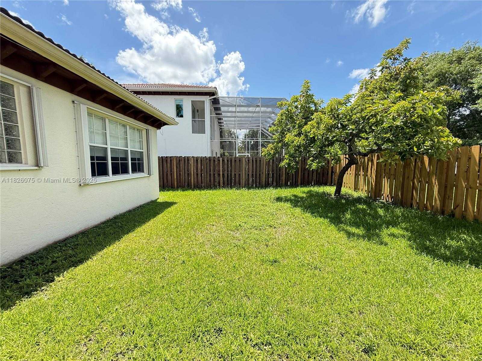 Small Image of 11339 NORTH WEST 71ST ST, Doral Number 22