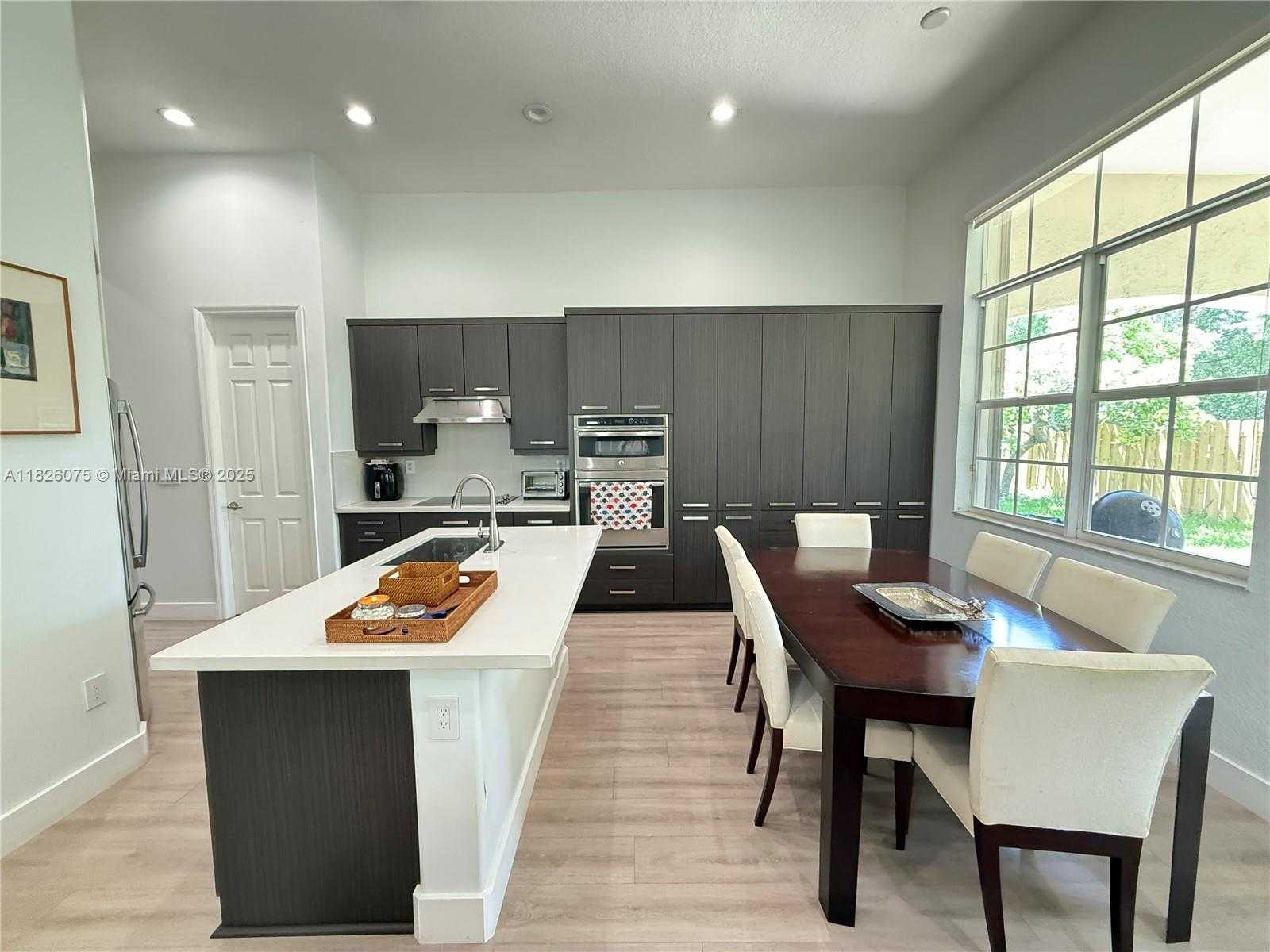 Small Image of 11339 NORTH WEST 71ST ST, Doral Number 6