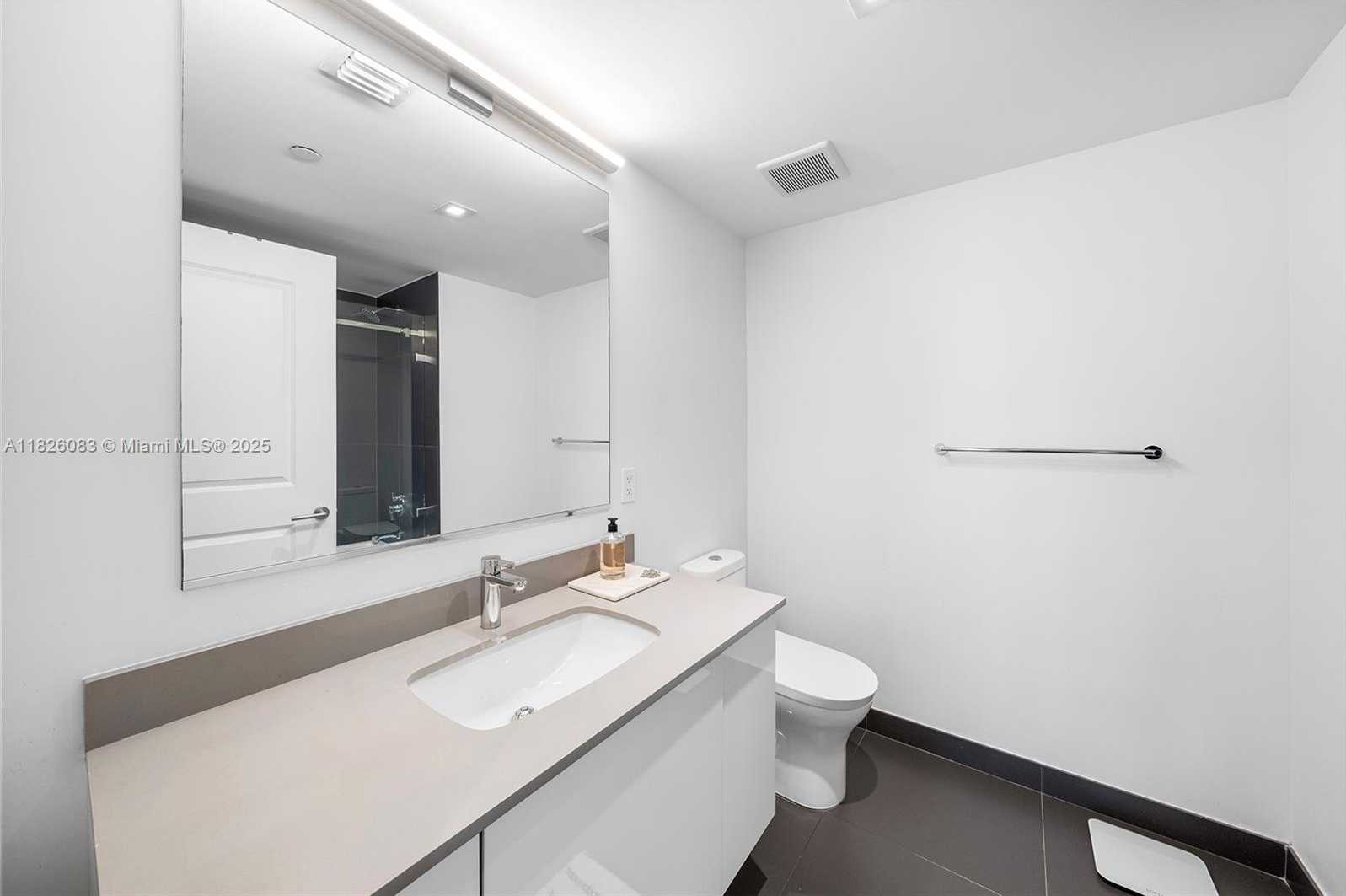 Small Image of 1600 NORTH EAST 1ST AVE #3111, Miami Number 13