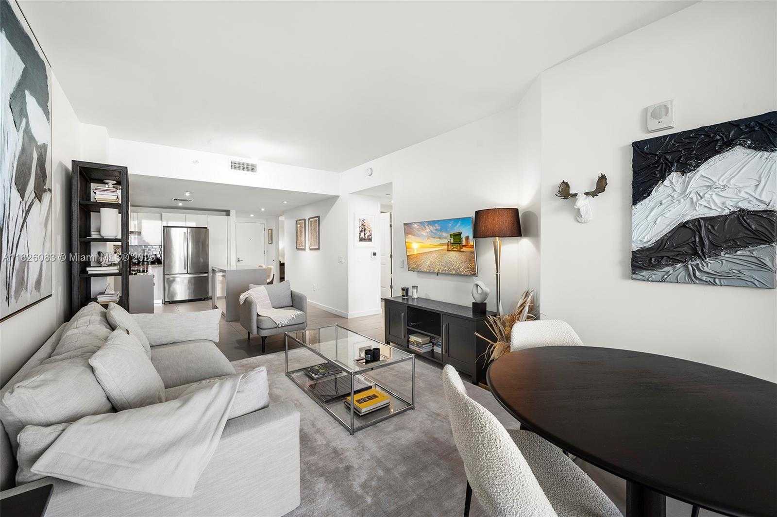 Small Image of 1600 NORTH EAST 1ST AVE #3111, Miami Number 3