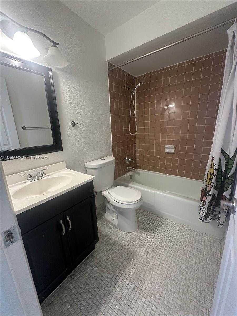 Small Image of 9487 SOUTH WEST 76TH ST #M8, Miami Number 14
