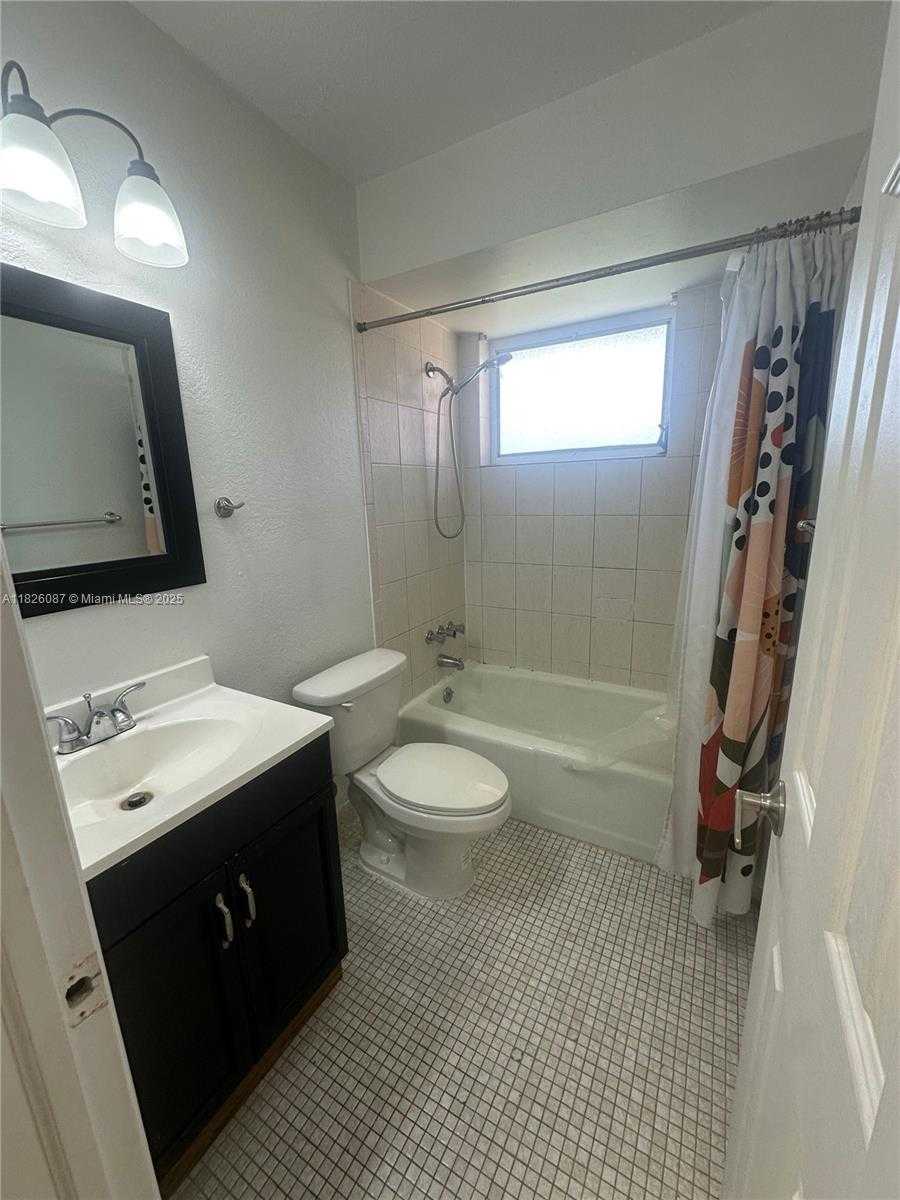 Small Image of 9487 SOUTH WEST 76TH ST #M8, Miami Number 15