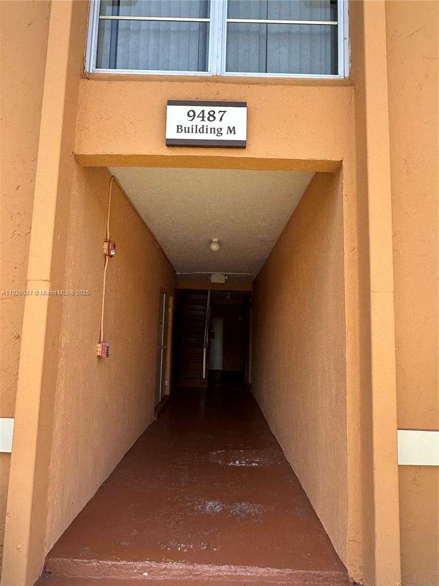 Small Image of 9487 SOUTH WEST 76TH ST #M8, Miami Number 3