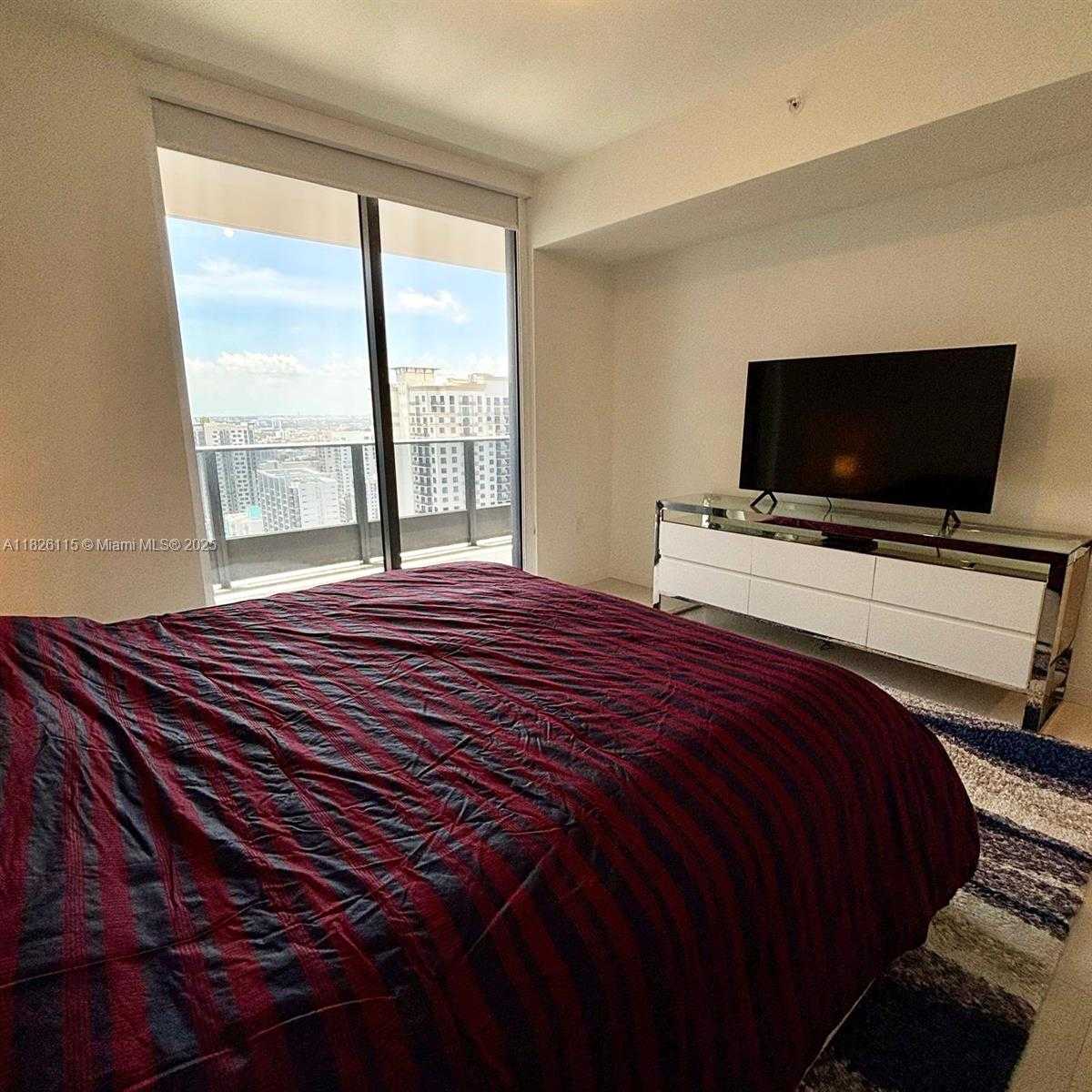 Small Image of 1000 BRICKELL PLZ #3404, Miami Number 13