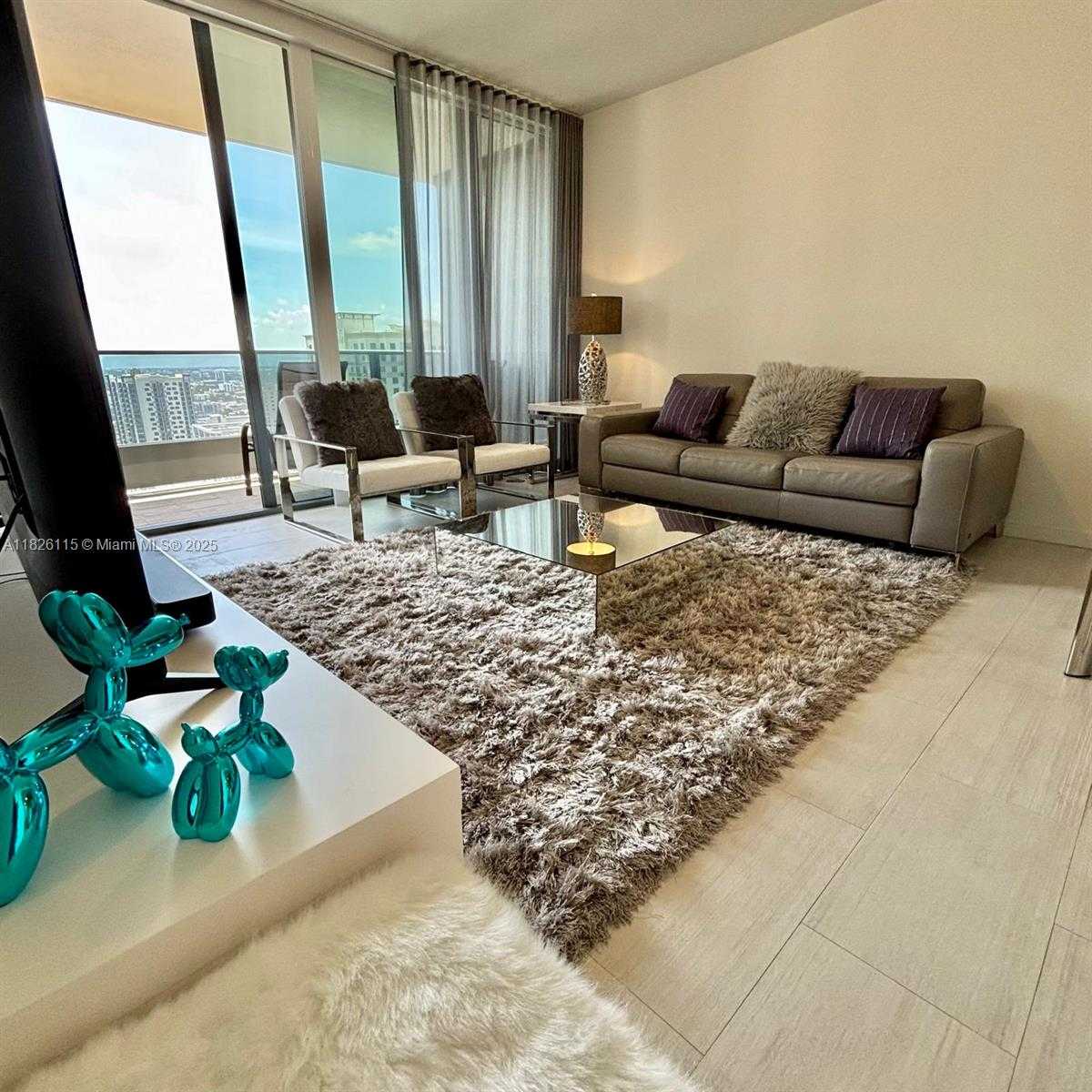 Small Image of 1000 BRICKELL PLZ #3404, Miami Number 2