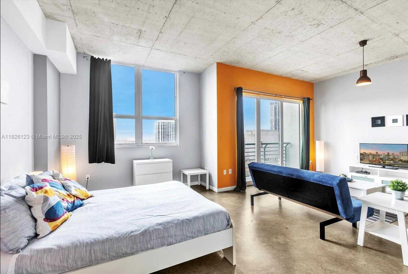 Small Image of 133 NORTH EAST 2ND AVE #2015, Miami Number 5