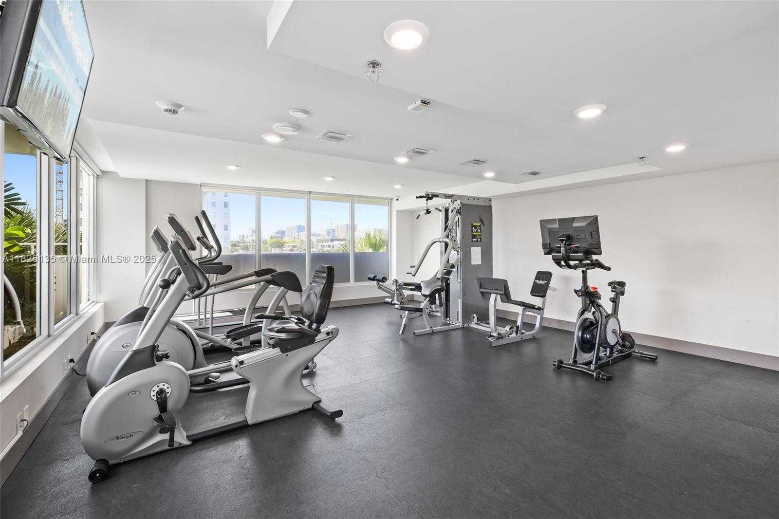 Small Image of 9261 EAST BAY HARBOR DR #404, Bay Harbor Islands Number 39