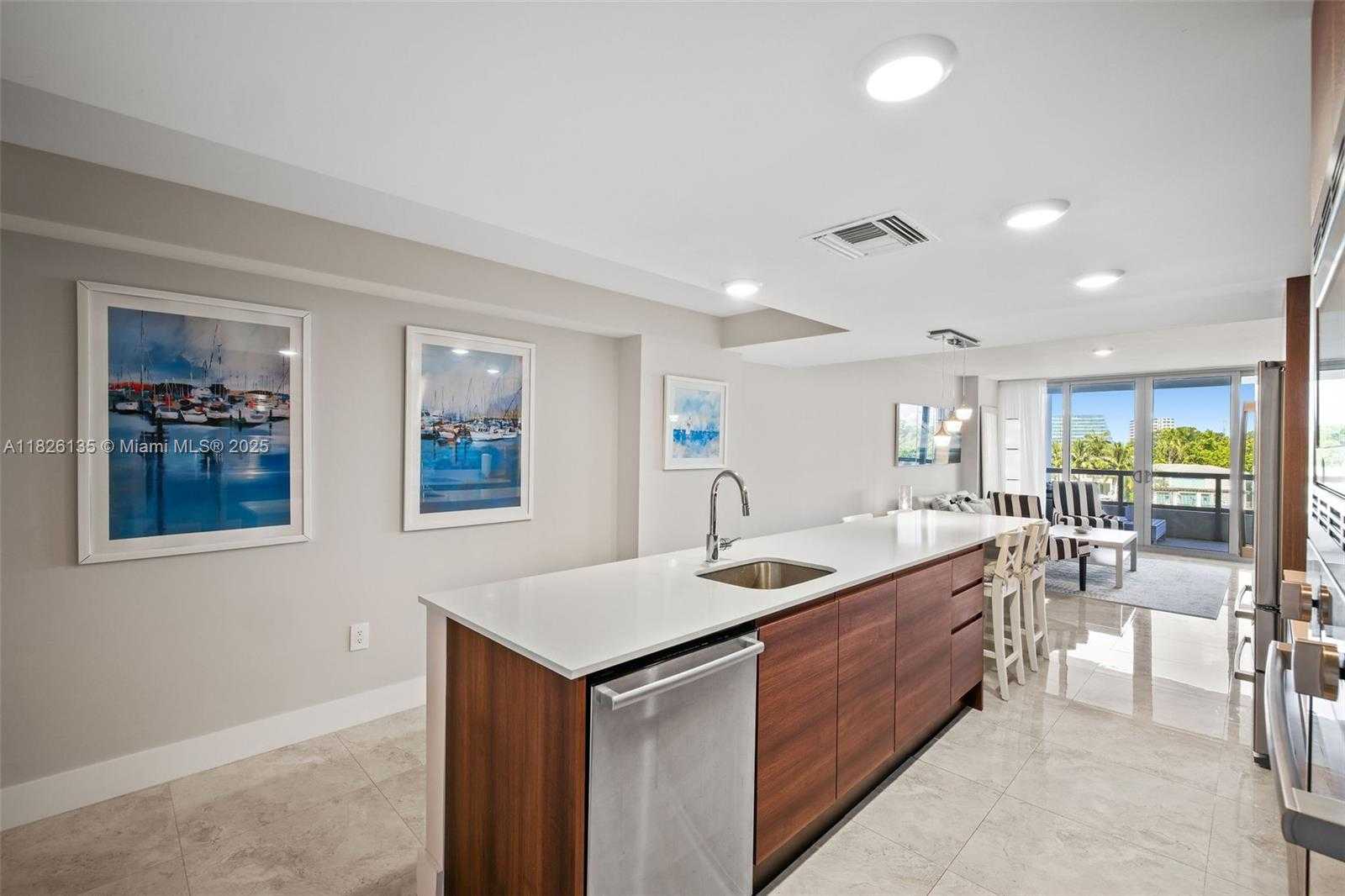Small Image of 9261 EAST BAY HARBOR DR #404, Bay Harbor Islands Number 4