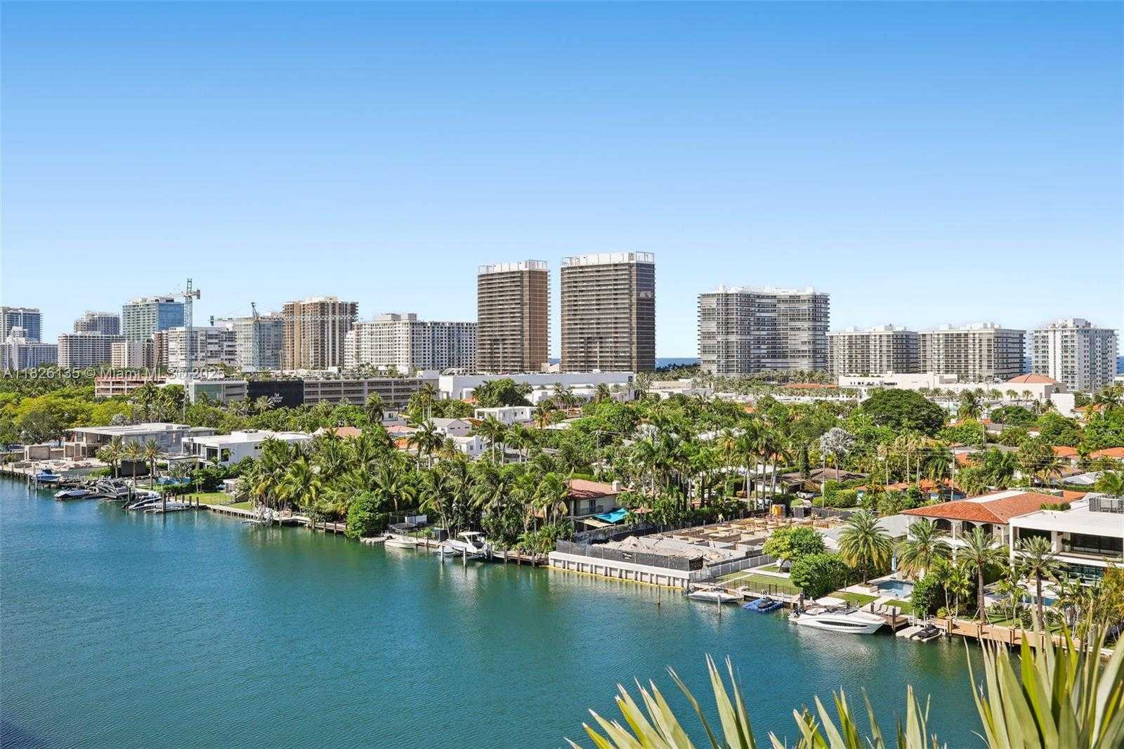 Small Image of 9261 EAST BAY HARBOR DR #404, Bay Harbor Islands Number 48