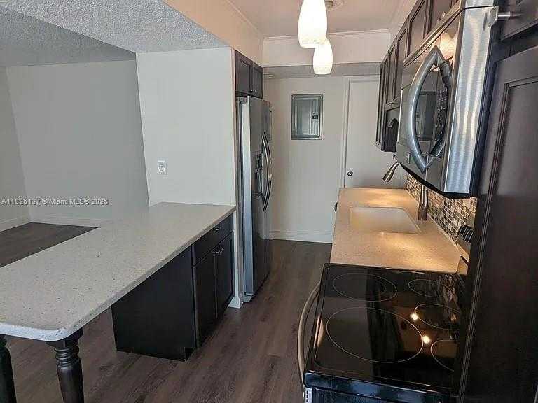 Small Image of 9331 SOUTH WEST 4TH ST #221A, Miami Number 5