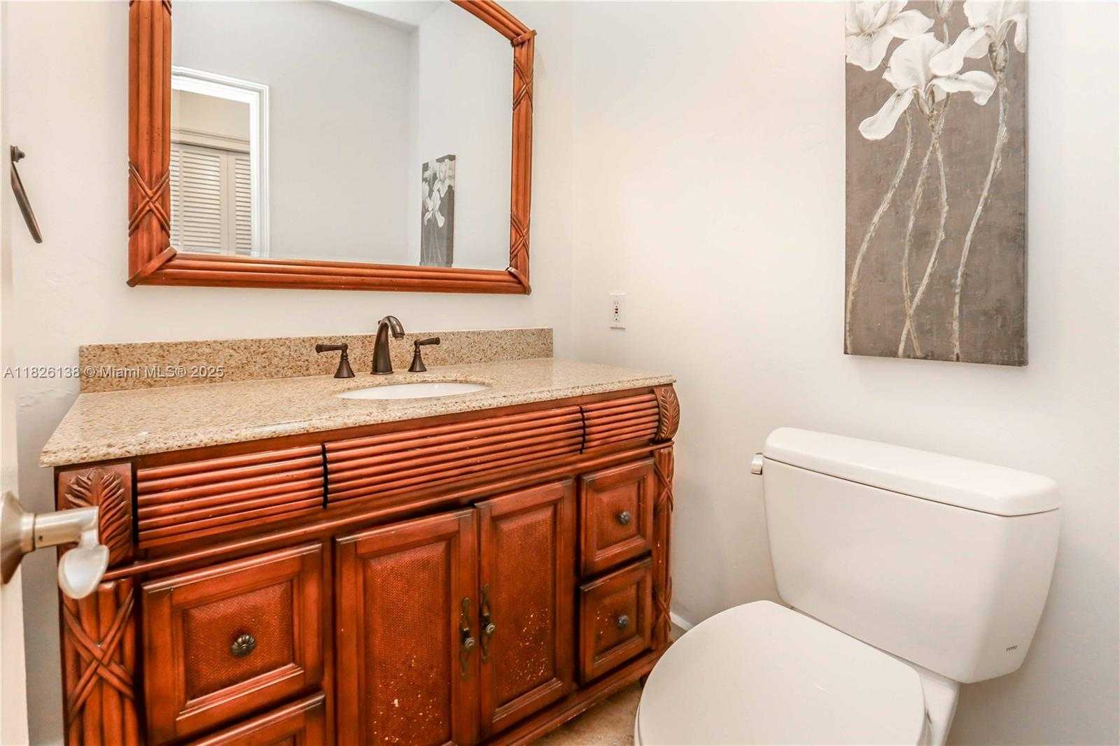 Small Image of 1108 WASHINGTON ST #1108, Hollywood Number 26