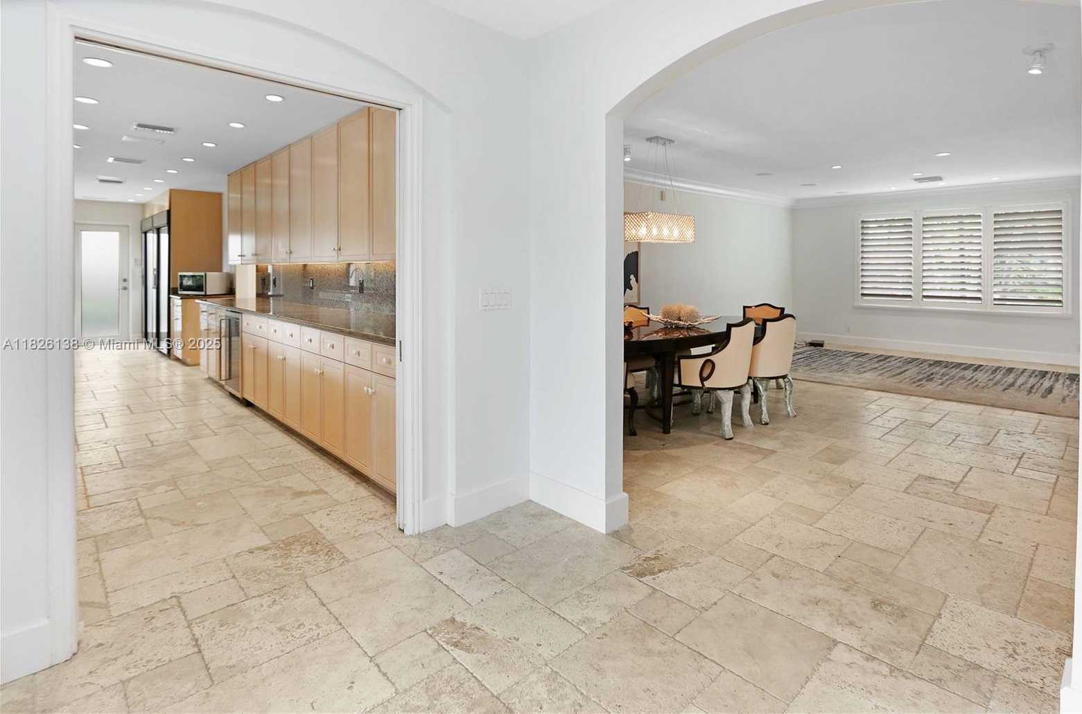 Small Image of 1108 WASHINGTON ST #1108, Hollywood Number 7