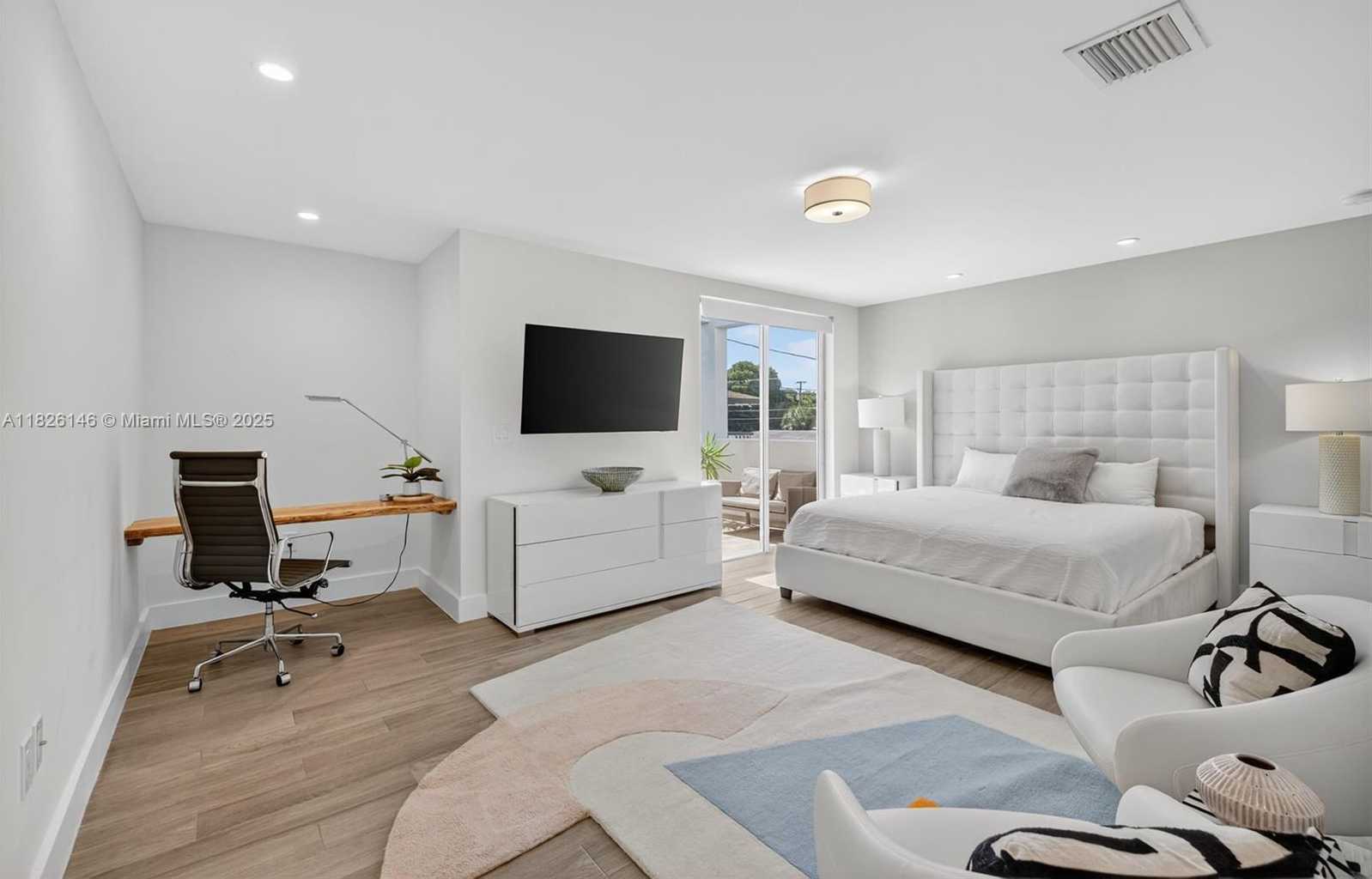 Small Image of 904 NORTH EAST 15TH AVE, Fort Lauderdale Number 12