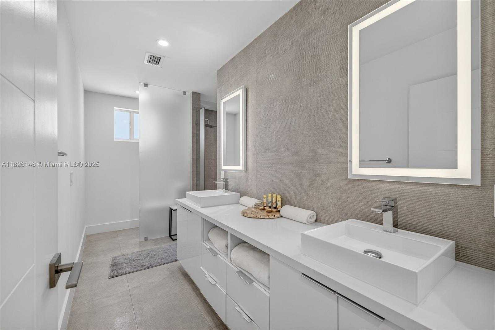 Small Image of 904 NORTH EAST 15TH AVE, Fort Lauderdale Number 14