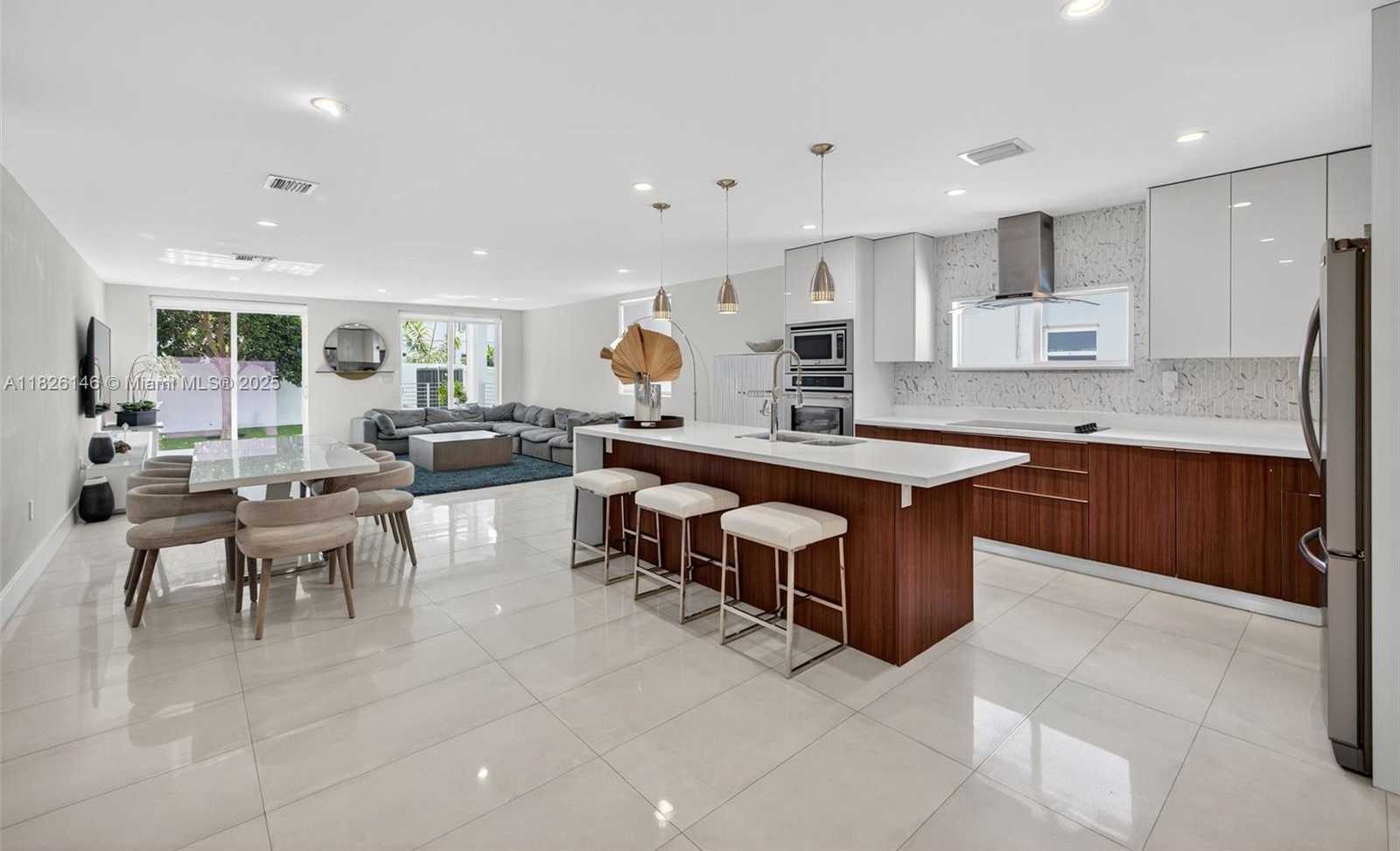 Small Image of 904 NORTH EAST 15TH AVE, Fort Lauderdale Number 4