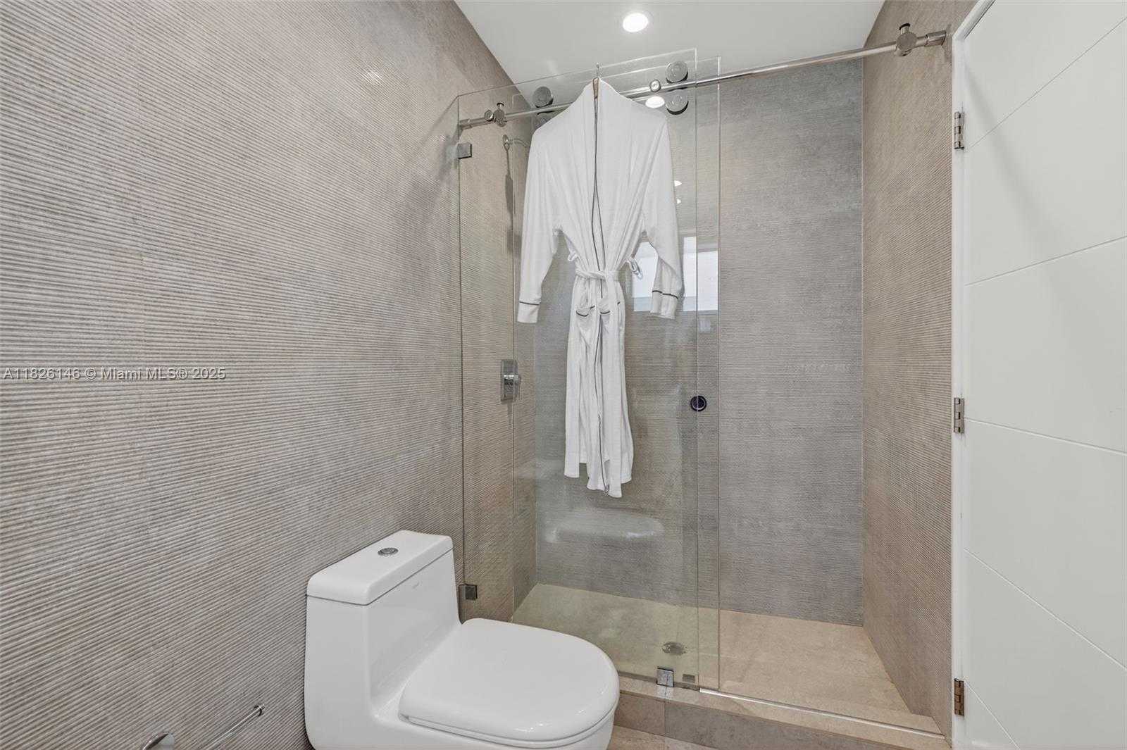 Small Image of 904 NORTH EAST 15TH AVE, Fort Lauderdale Number 41