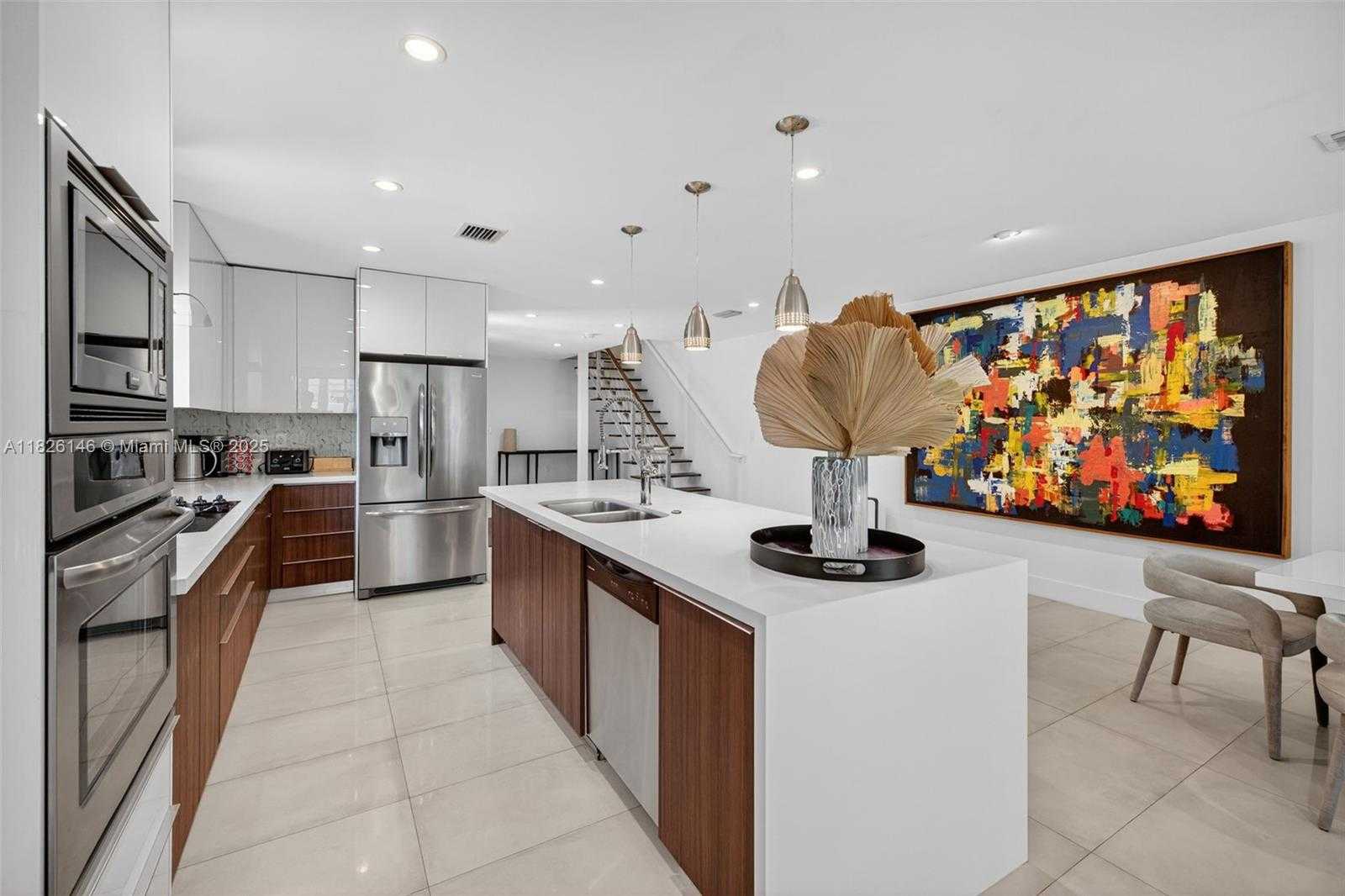 Small Image of 904 NORTH EAST 15TH AVE, Fort Lauderdale Number 7