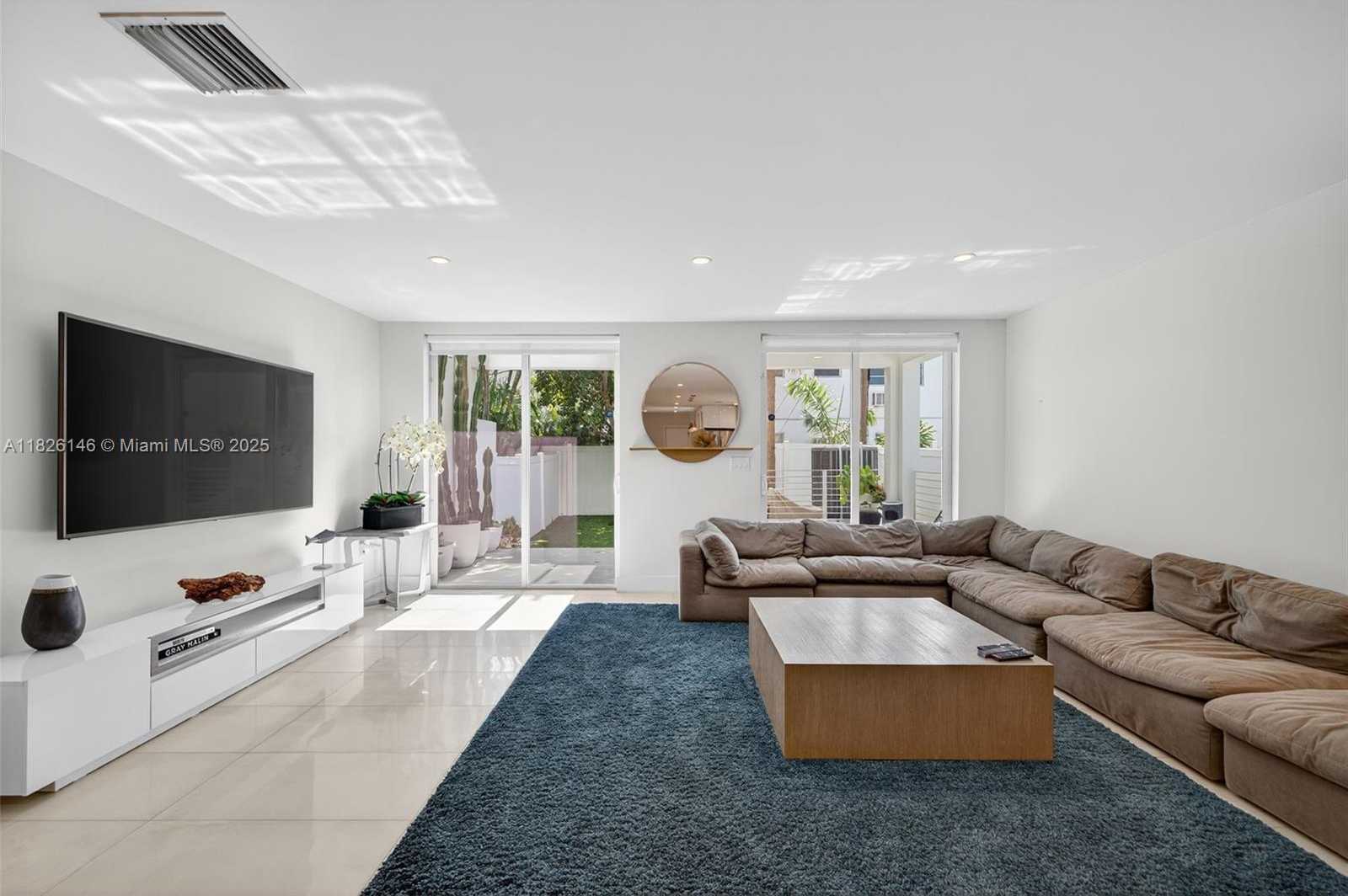 Small Image of 904 NORTH EAST 15TH AVE, Fort Lauderdale Number 8