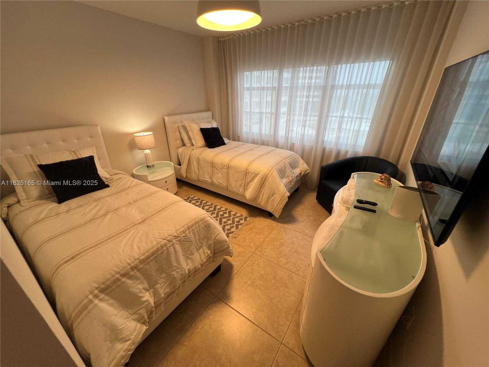 Small Image of 5151 COLLINS AVE #535, Miami Beach Number 52