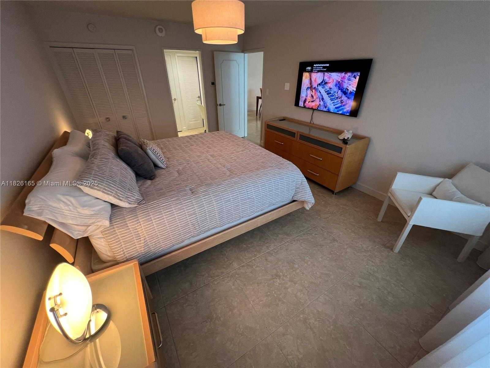 Small Image of 5151 COLLINS AVE #535, Miami Beach Number 53