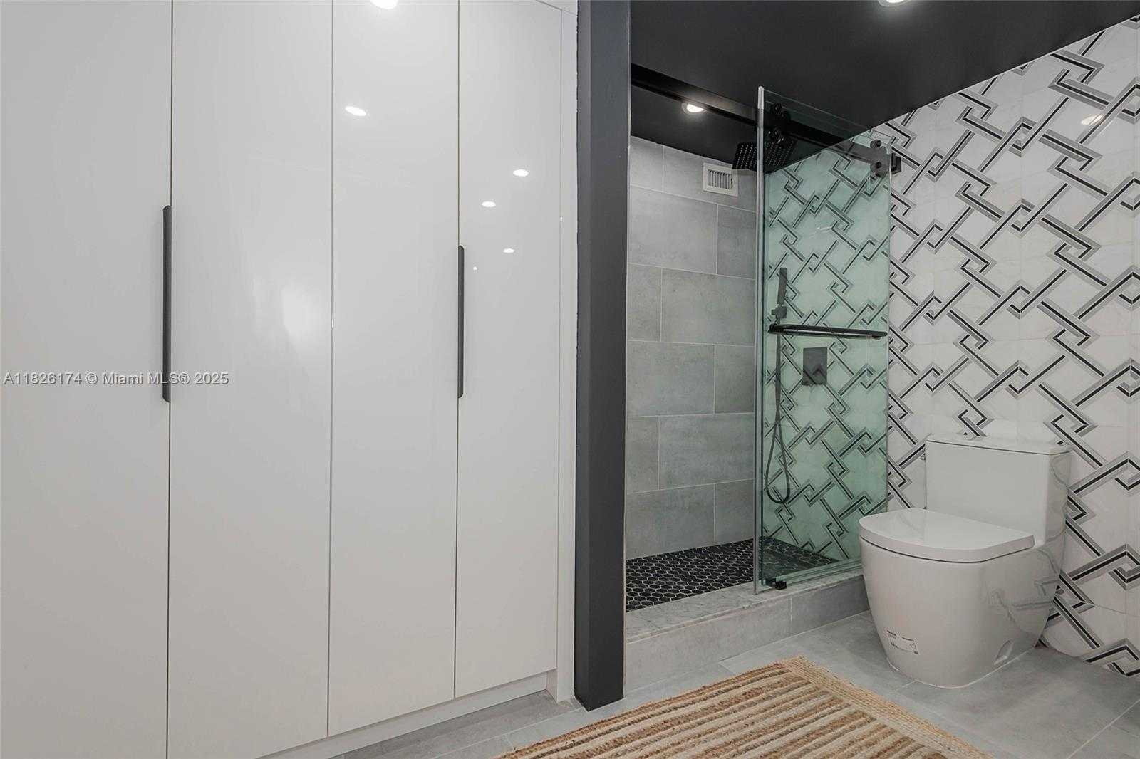 Small Image of 2301 COLLINS AVE #1134, Miami Beach Number 23