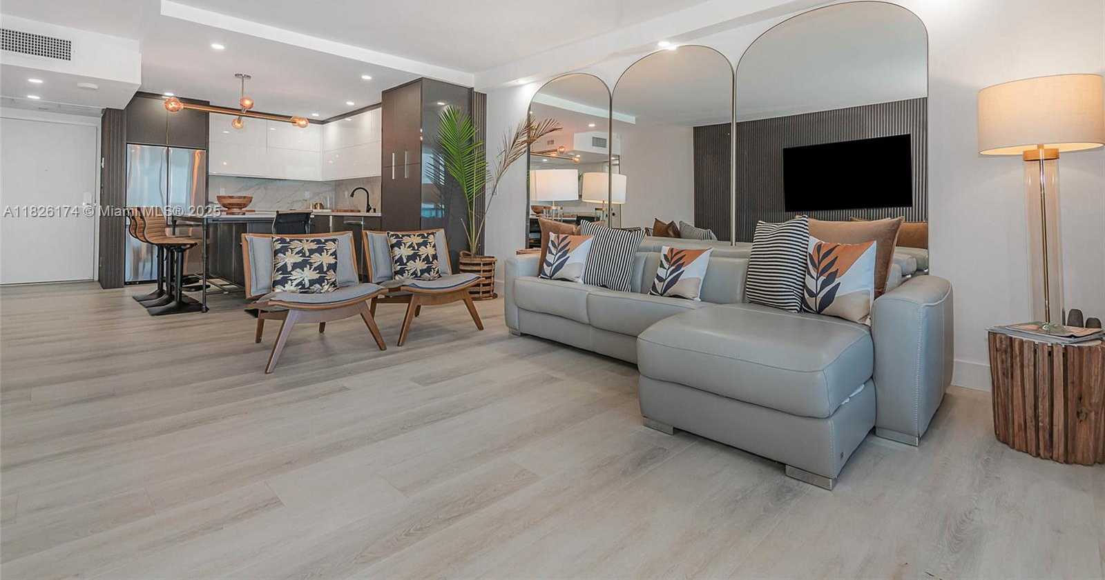 Small Image of 2301 COLLINS AVE #1134, Miami Beach Number 6