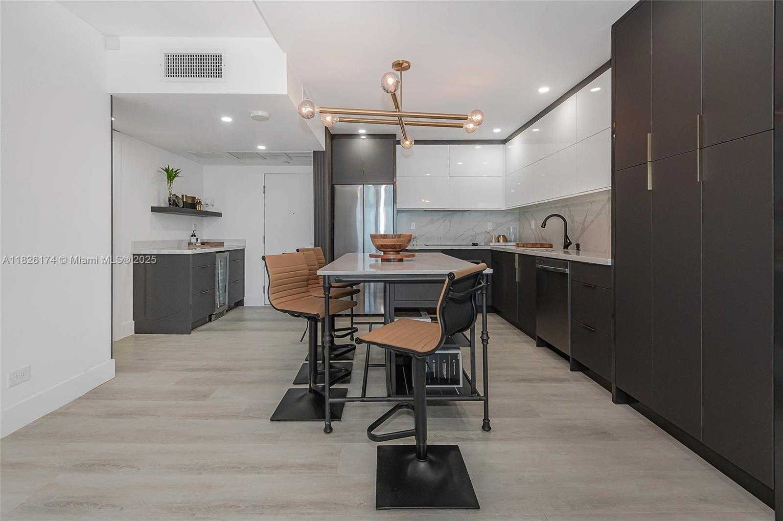 Small Image of 2301 COLLINS AVE #1134, Miami Beach Number 9