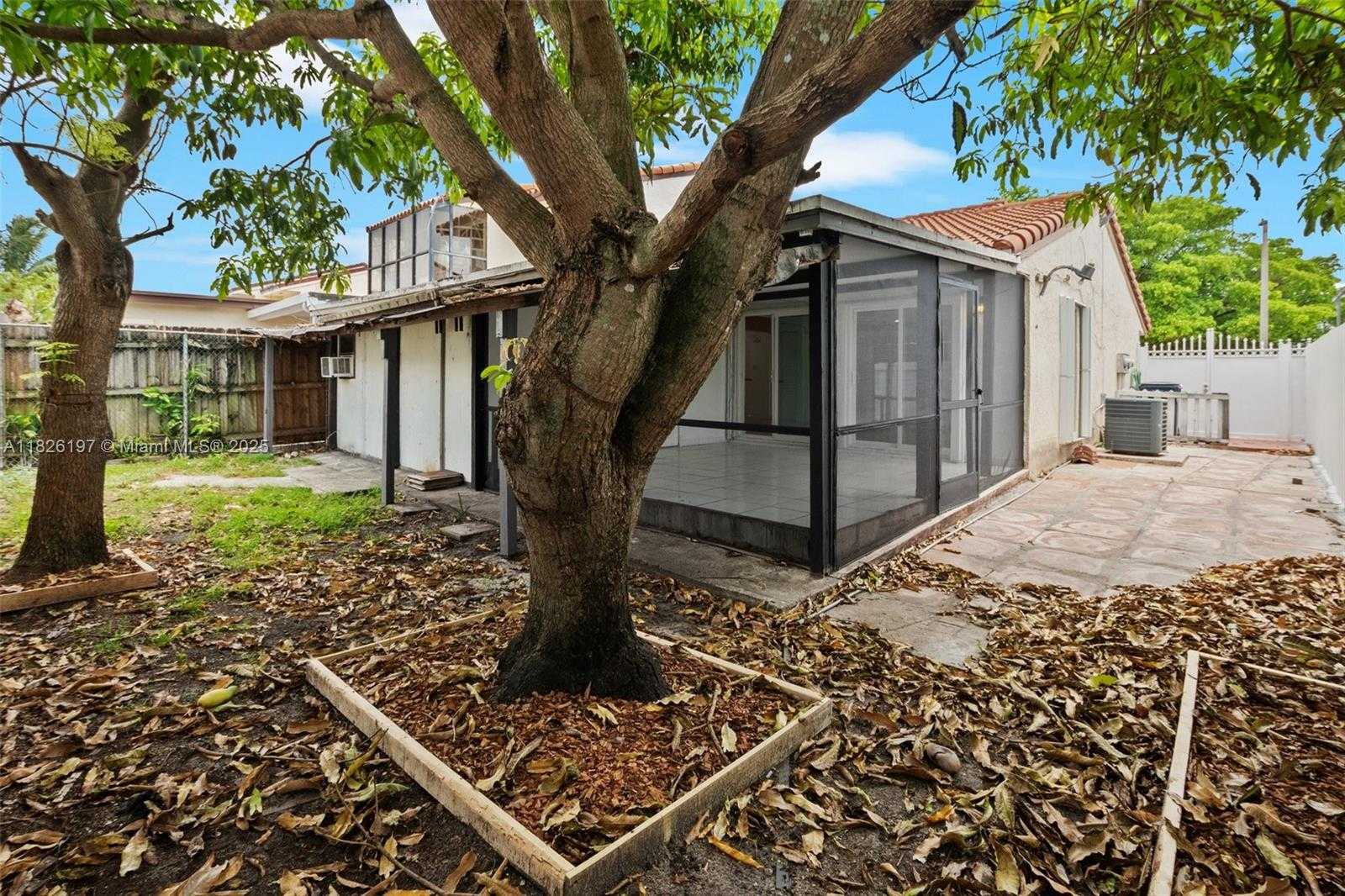 Small Image of 12262 SOUTH WEST 10TH ST #3-8AI, Miami Number 21