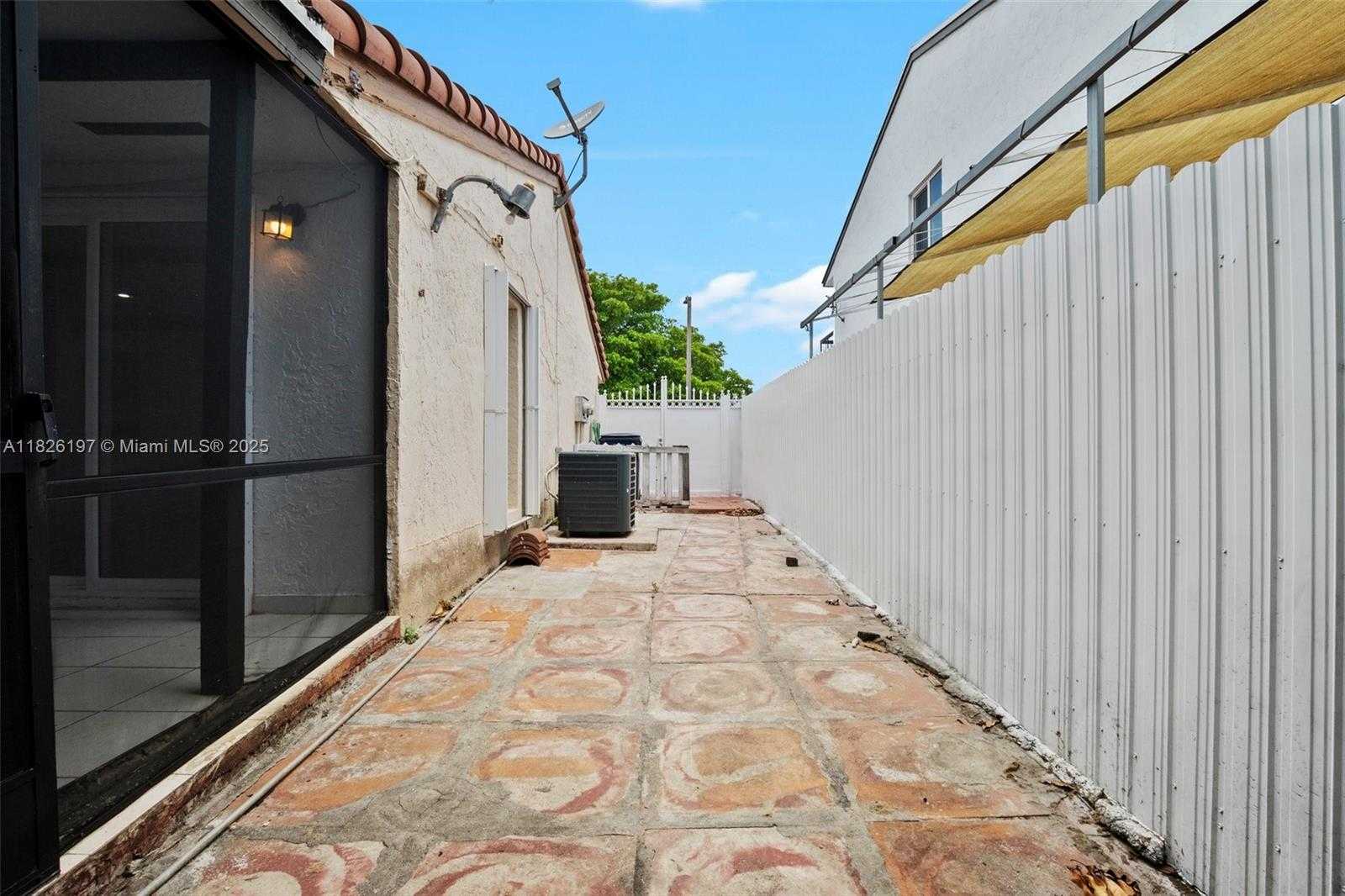 Small Image of 12262 SOUTH WEST 10TH ST #3-8AI, Miami Number 24