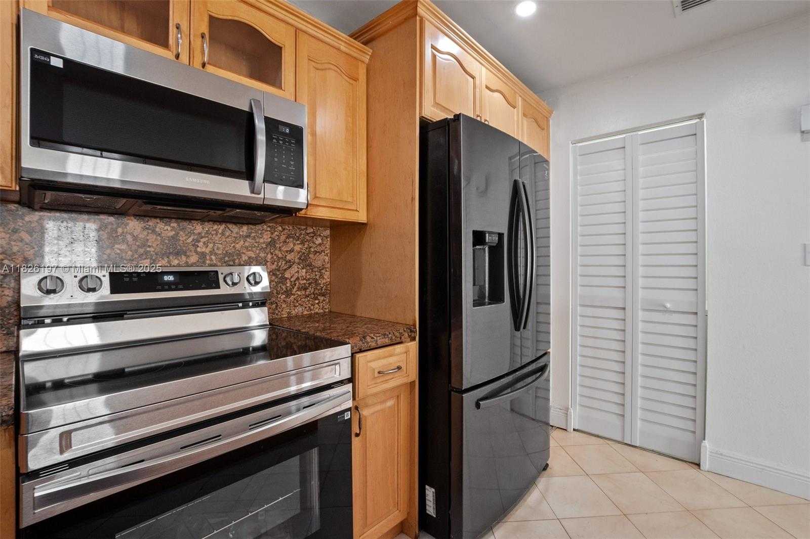 Small Image of 12262 SOUTH WEST 10TH ST #3-8AI, Miami Number 7