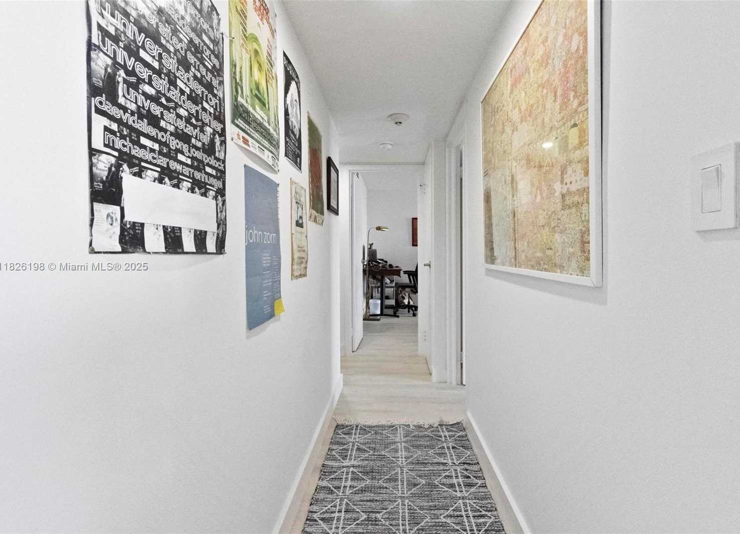 Small Image of 100 BAYVIEW DR #1619, Sunny Isles Beach Number 8