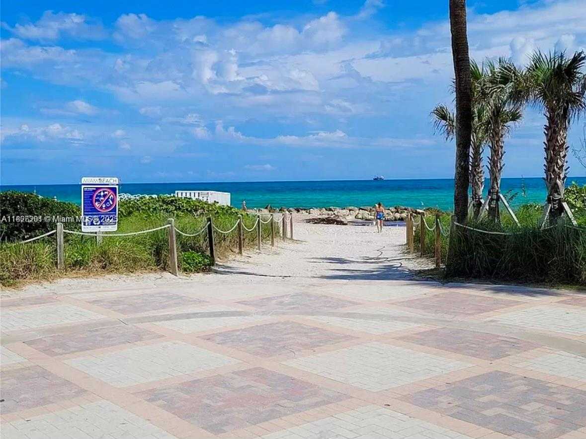 Small Image of 2899 COLLINS AVE #908, Miami Beach Number 27