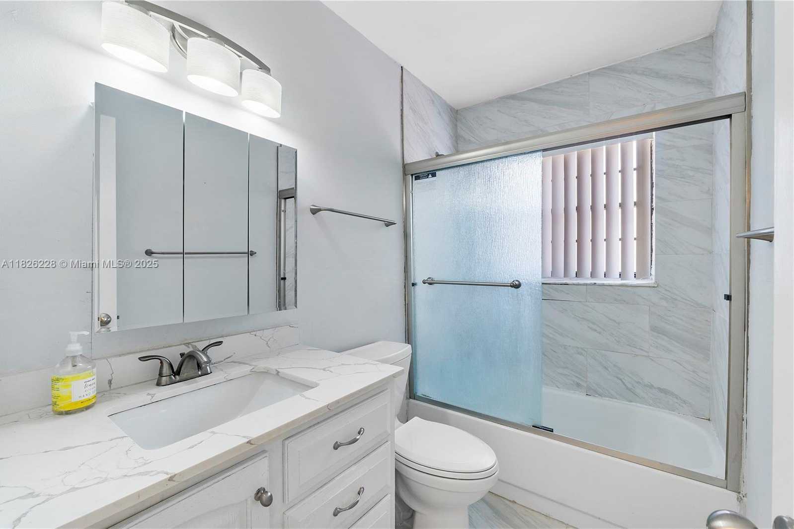 Small Image of 23257 BOCA CLUB COLONY CIR, Boca Raton Number 10