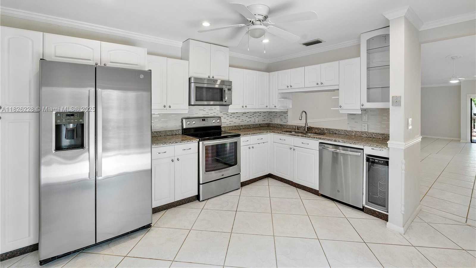 Small Image of 23257 BOCA CLUB COLONY CIR, Boca Raton Number 6