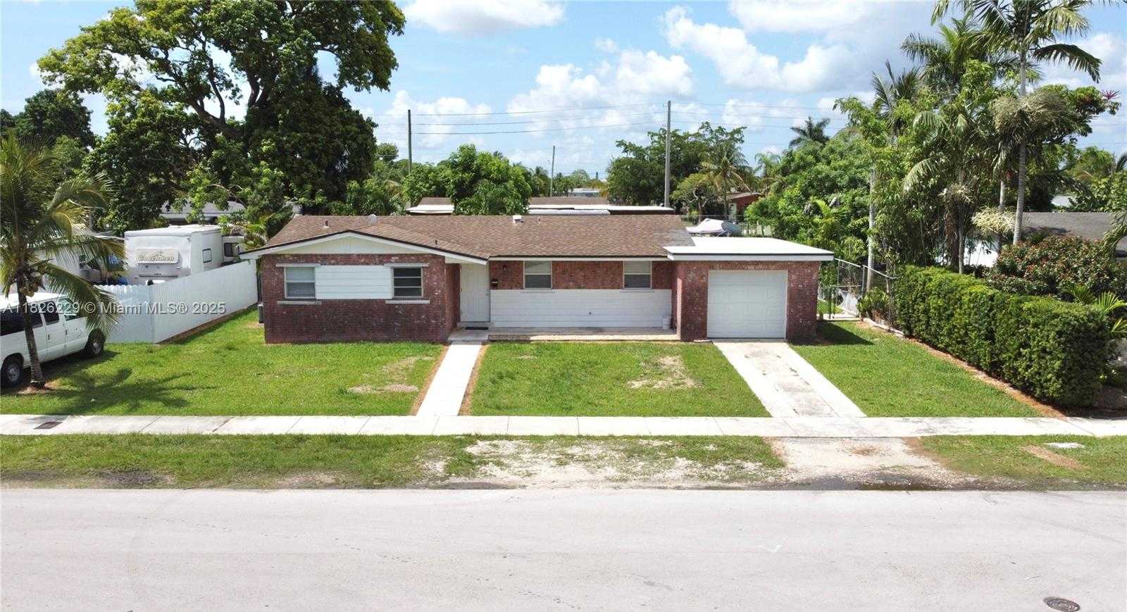 Small Image of 15410 SOUTH WEST 295TH ST, Homestead Number 2