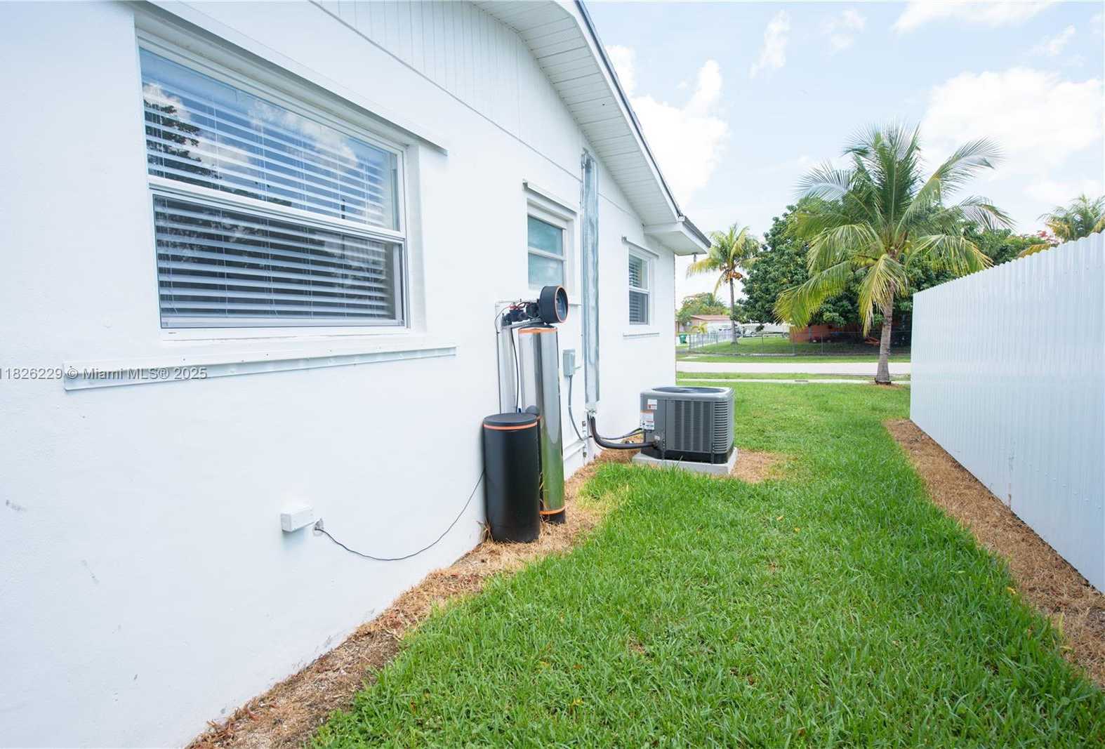Small Image of 15410 SOUTH WEST 295TH ST, Homestead Number 21