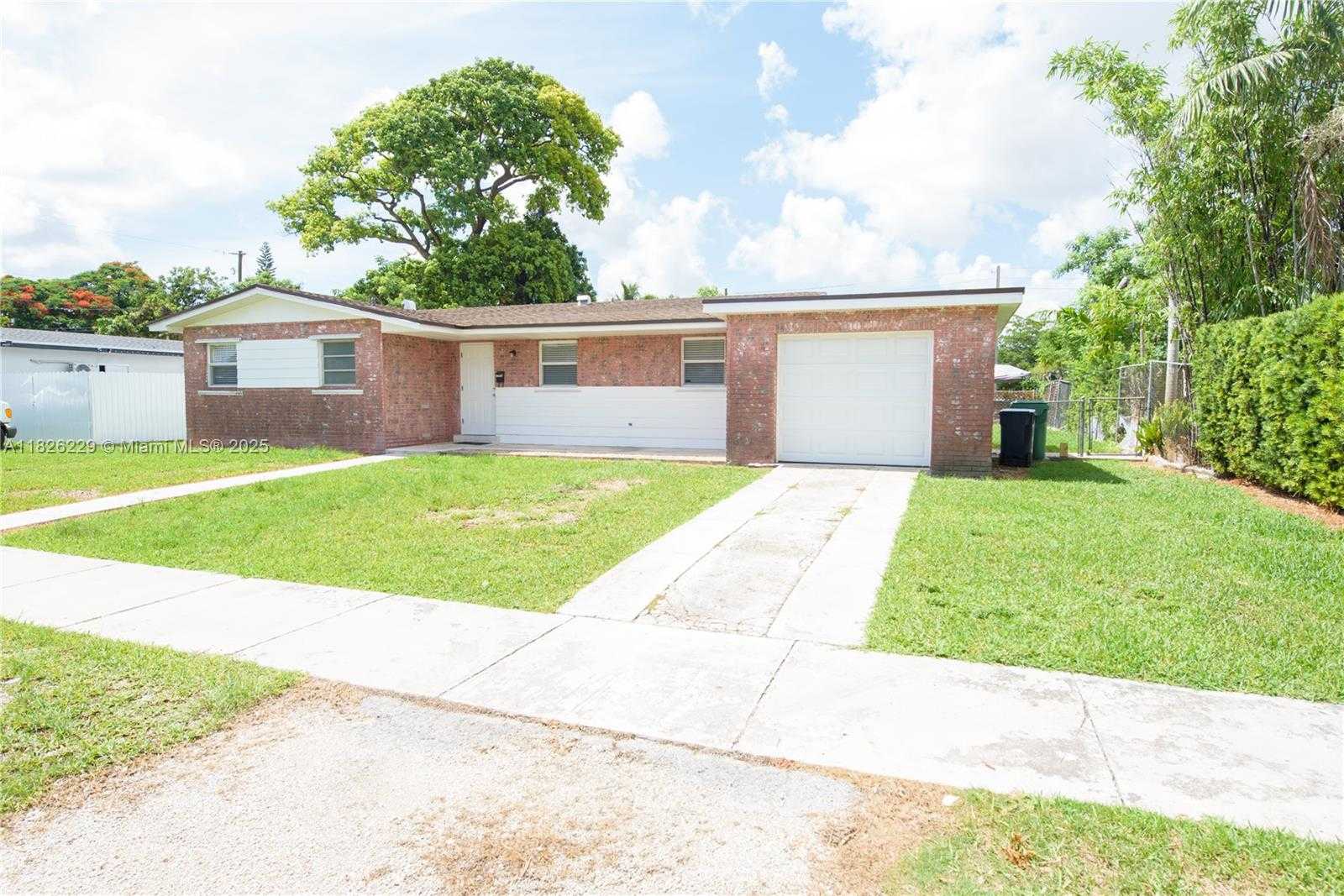 Small Image of 15410 SOUTH WEST 295TH ST, Homestead Number 23