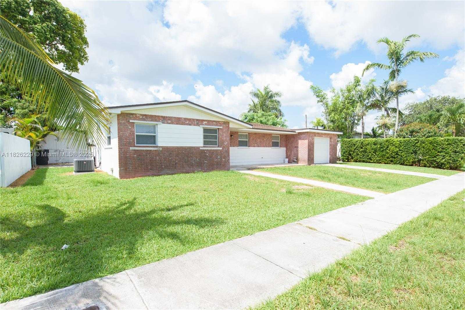 Small Image of 15410 SOUTH WEST 295TH ST, Homestead Number 24