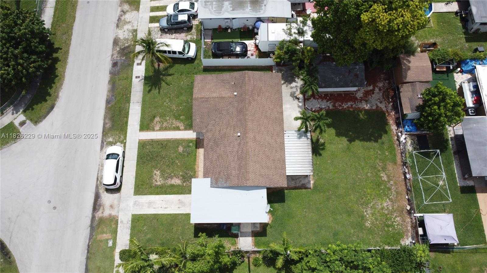 Small Image of 15410 SOUTH WEST 295TH ST, Homestead Number 25